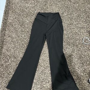 cross flair leggings